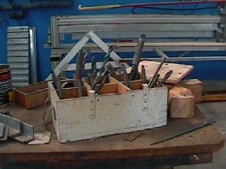CAJA BROCAS